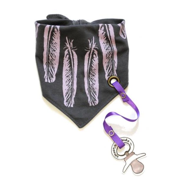 BANDANA BIB FEATHERS