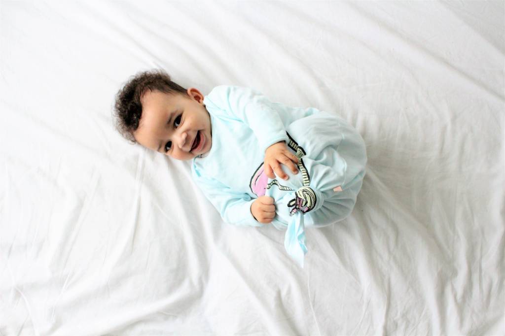 GEKNOOPTE SLAAPZAK EN TRAPPELZAKJE BABY BLUE FLAMINGO | ELECTRIK KIDZ