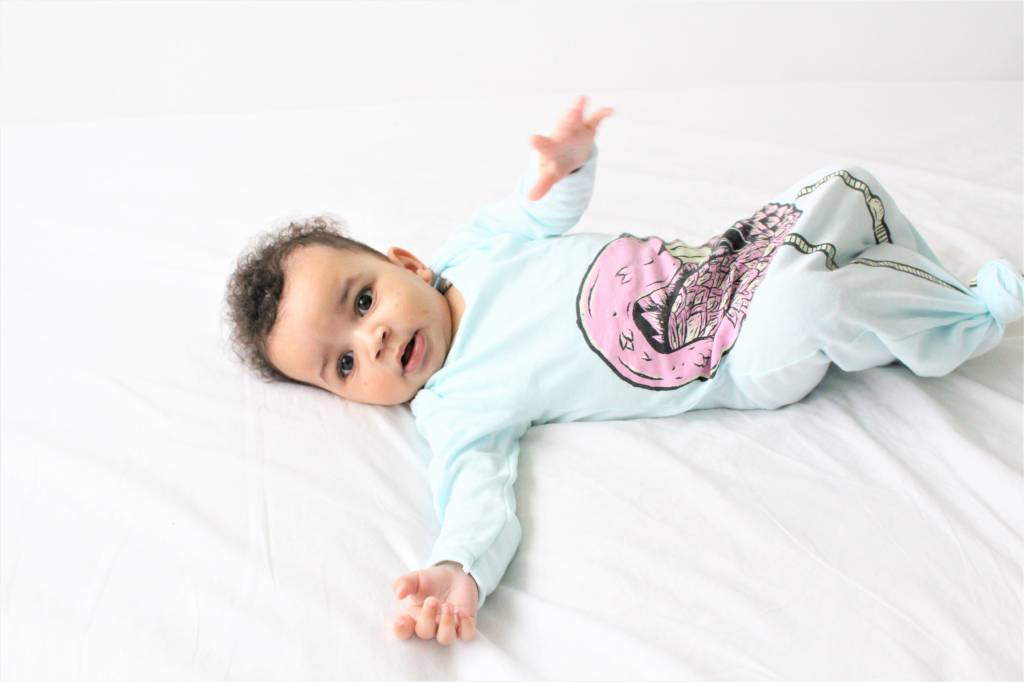 GEKNOOPTE SLAAPZAK EN TRAPPELZAKJE BABY BLUE FLAMINGO | ELECTRIK KIDZ