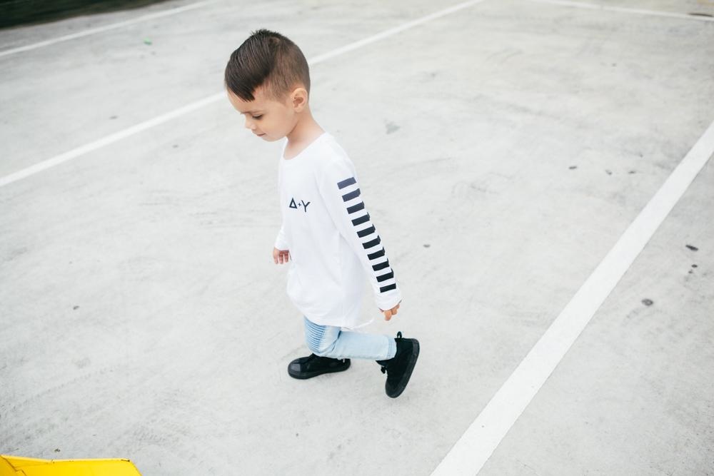 WHITE LONGLSEEVE FOR BOYS | HIGH QUALITY STREETWEAR FOR KIDS
