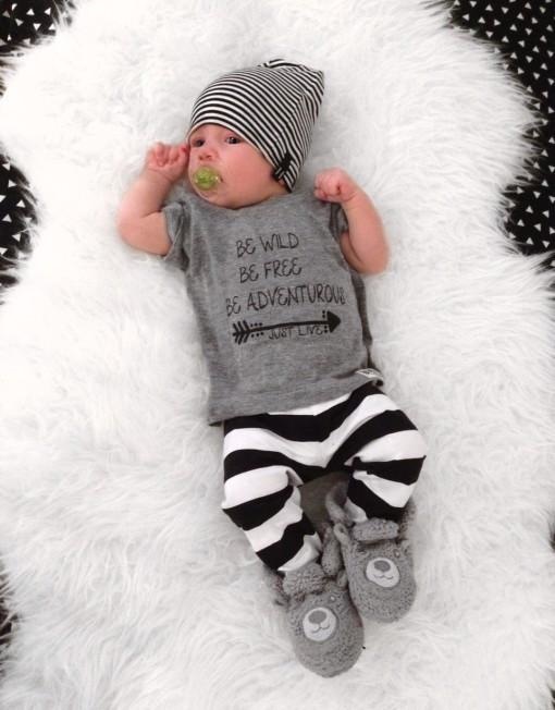 Beau Hudson ZWART WIT GESTREEPTE NEWBORN BEANIE | GESTREEPT MUTSJE PASGEBOREN BABY | BEAU HUDSON