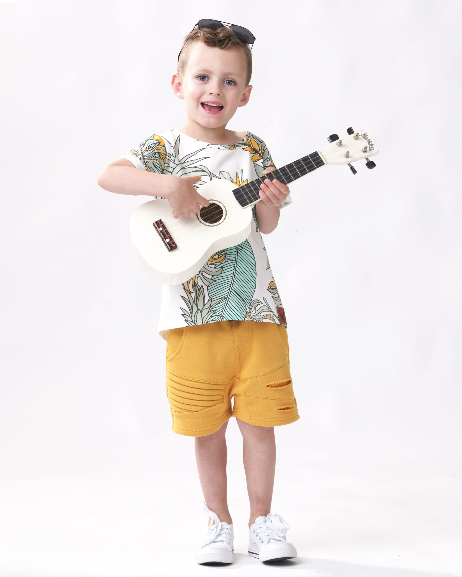 T-SHIRT WITH COLORFUL PRINT | CUTE KIDS CLOTHING | OOVY