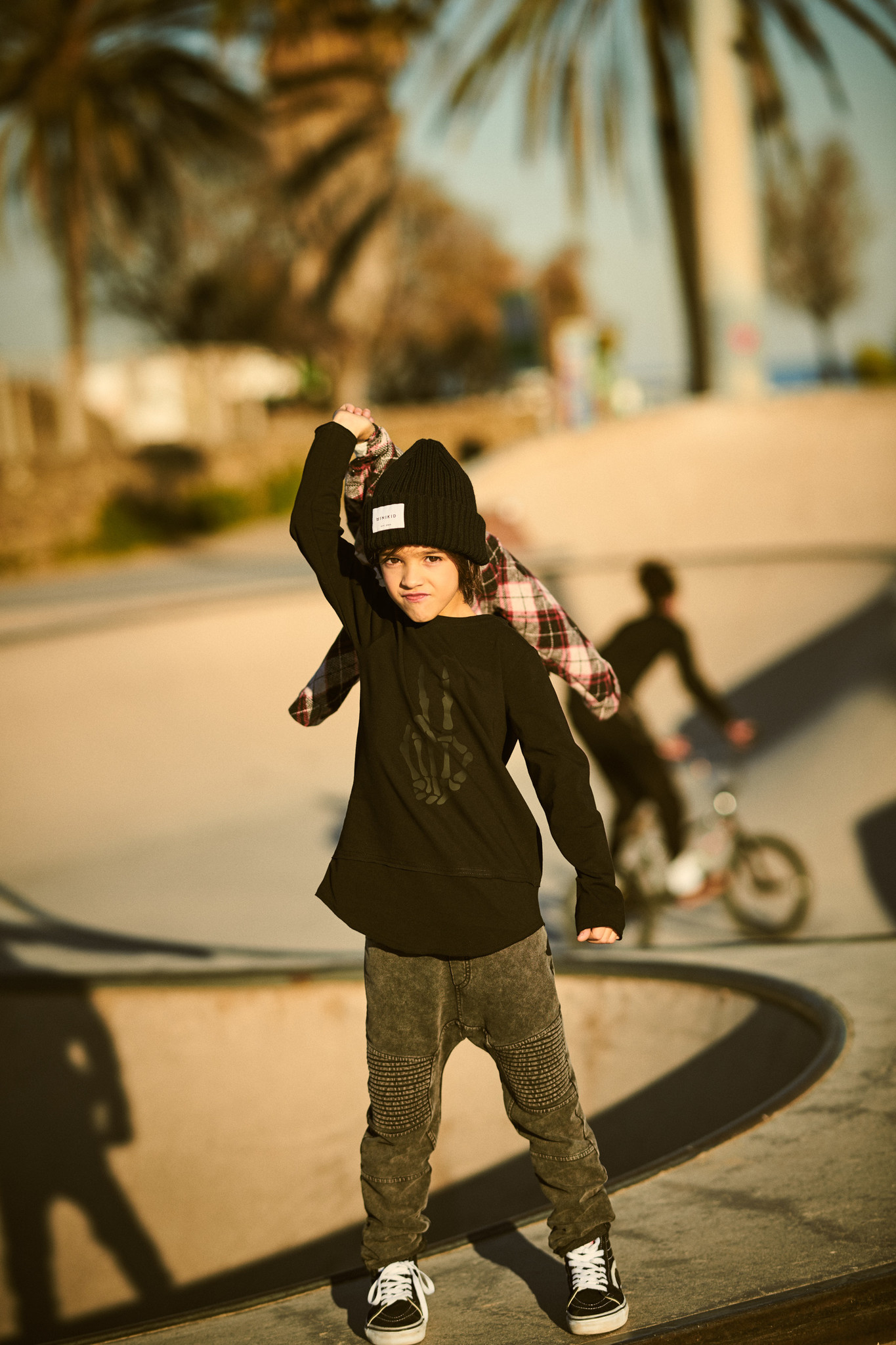 BLACK COMFORTABLE JEANS | JOGGER WITH WASHING | CHILDREN'S STREETWEAR ONLINE