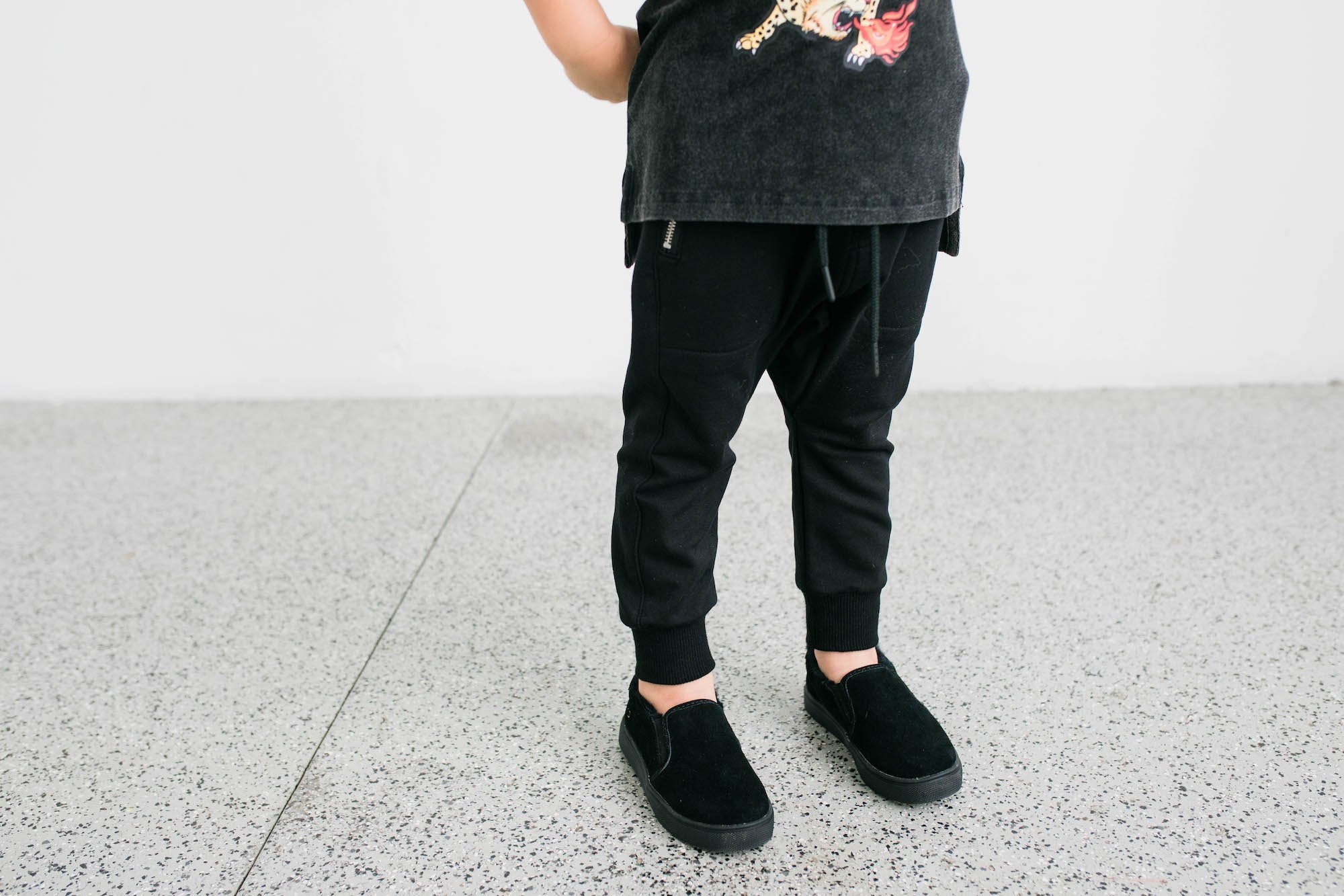 BLACK JOGGER | JOGGING TROUSERS FOR CHILDREN | BOYS CLOTHING