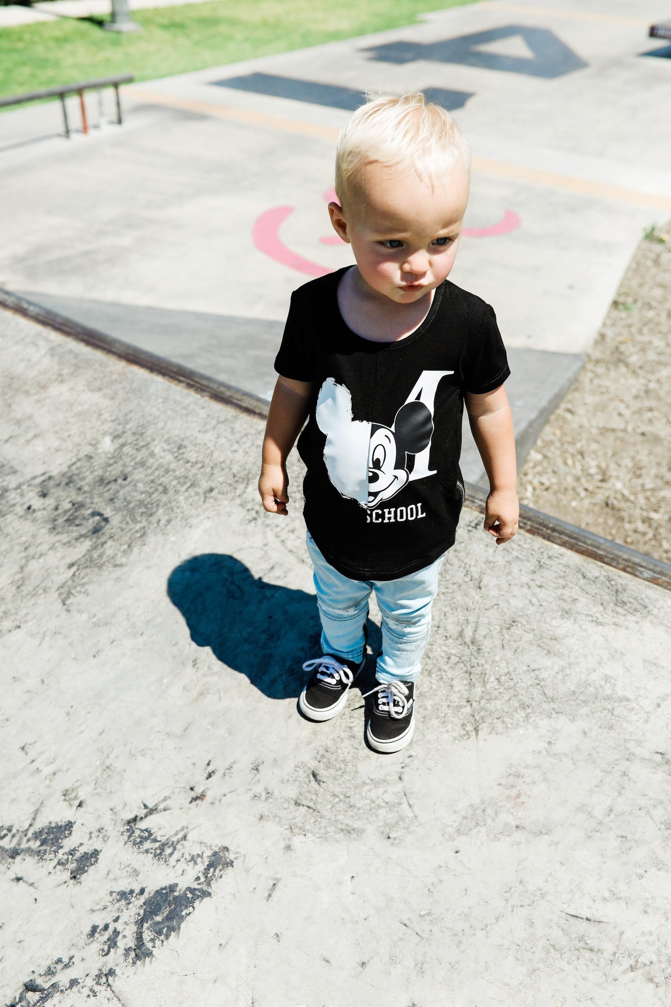 ZWARTE BASIC SHIRT VOOR JONGENS | STOERE KLEDING MICKEY MOUSE | KINDERKLEDING