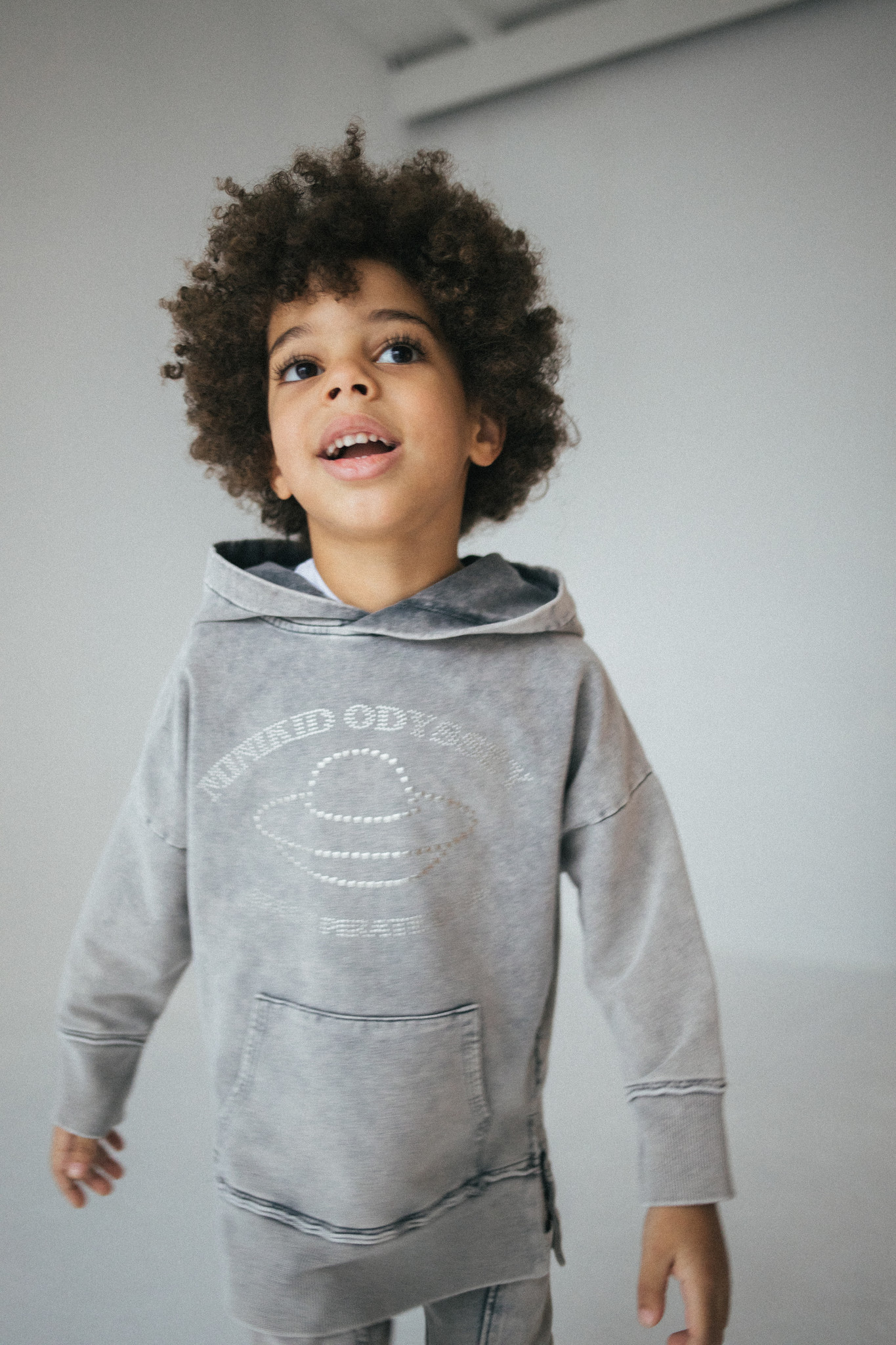 GRIJZE ACID HOODIE | GRIJZE SWEATER MET CAPUCHON | KINDERKLEDING