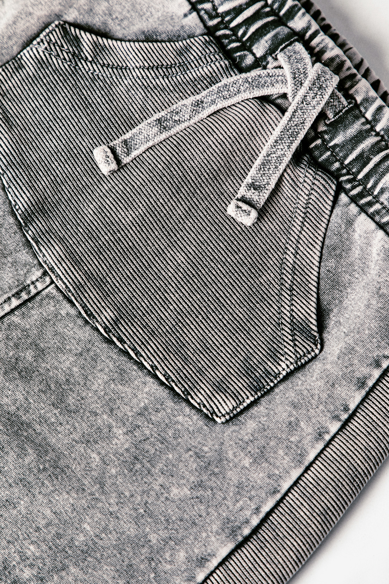 ACID GRIJS DENIM JOGGER | COMFORTABEL BROEKJE | STOERE KINDERKLEDING