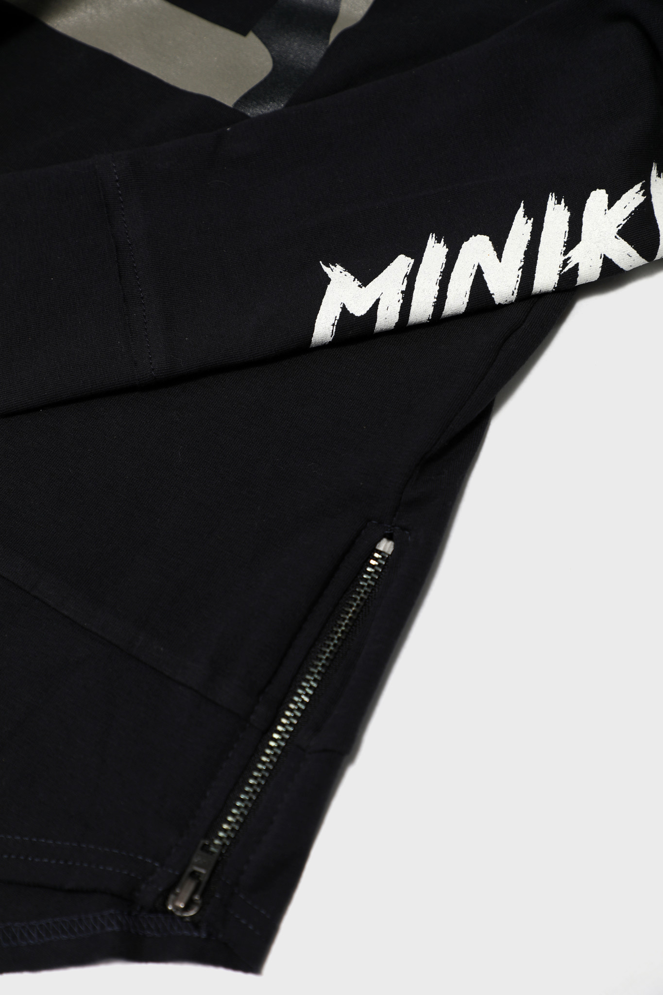 STREETWEAR VOOR KINDEREN | ZWARTE LONGSLEEVE | CAMOUFLAGE PRINT