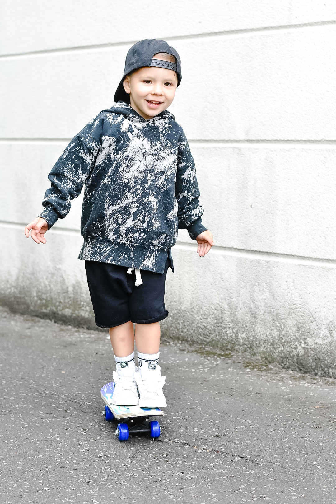 BATIC HOODIE