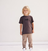 Minikid DONKER BRUIN T-SHIRT VOOR JONGENS | KINDERKLEDING | MINIKID