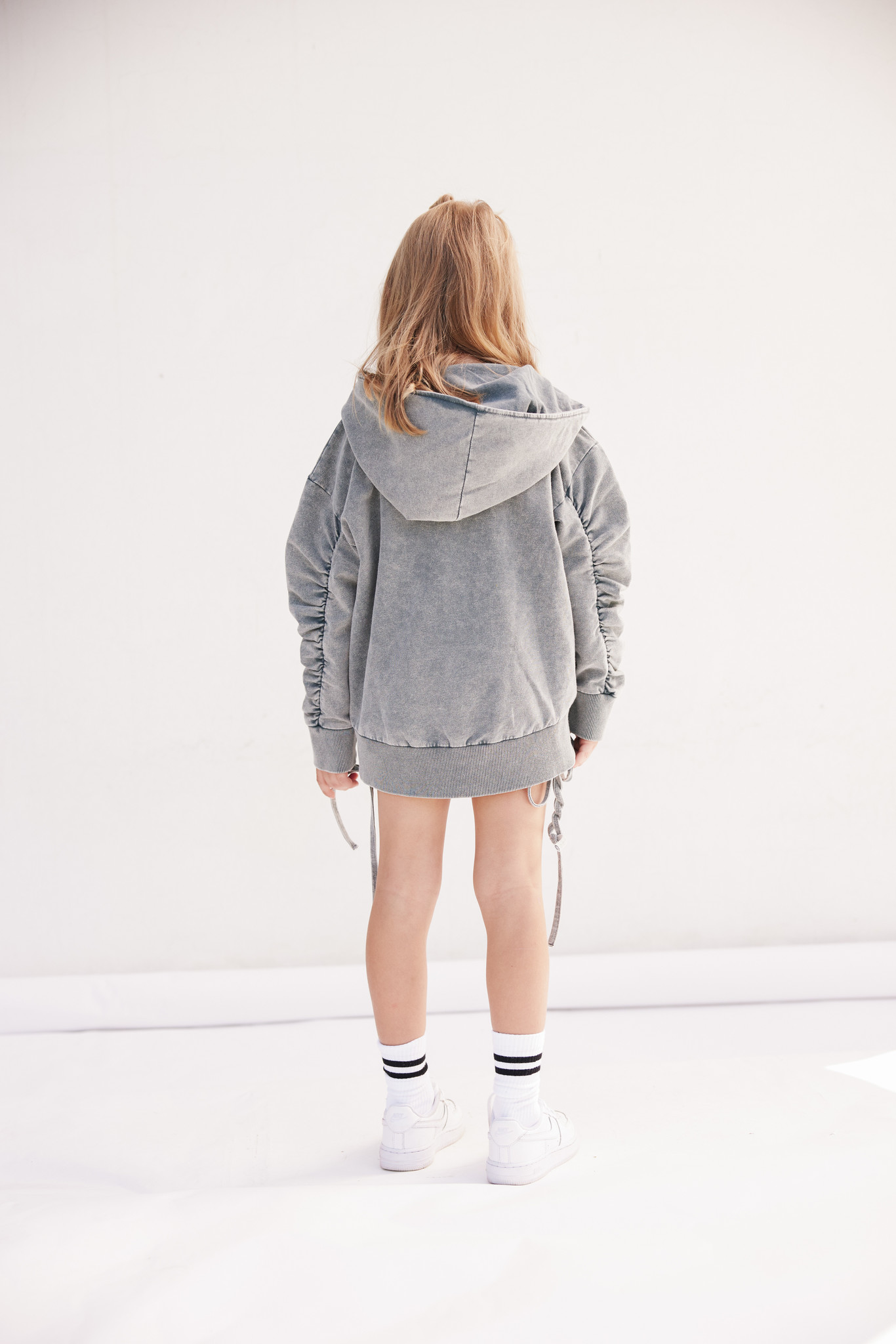 GRIJS VEST VOOR KINDEREN | STOER VEST MET CAPUCHON | MINIKID