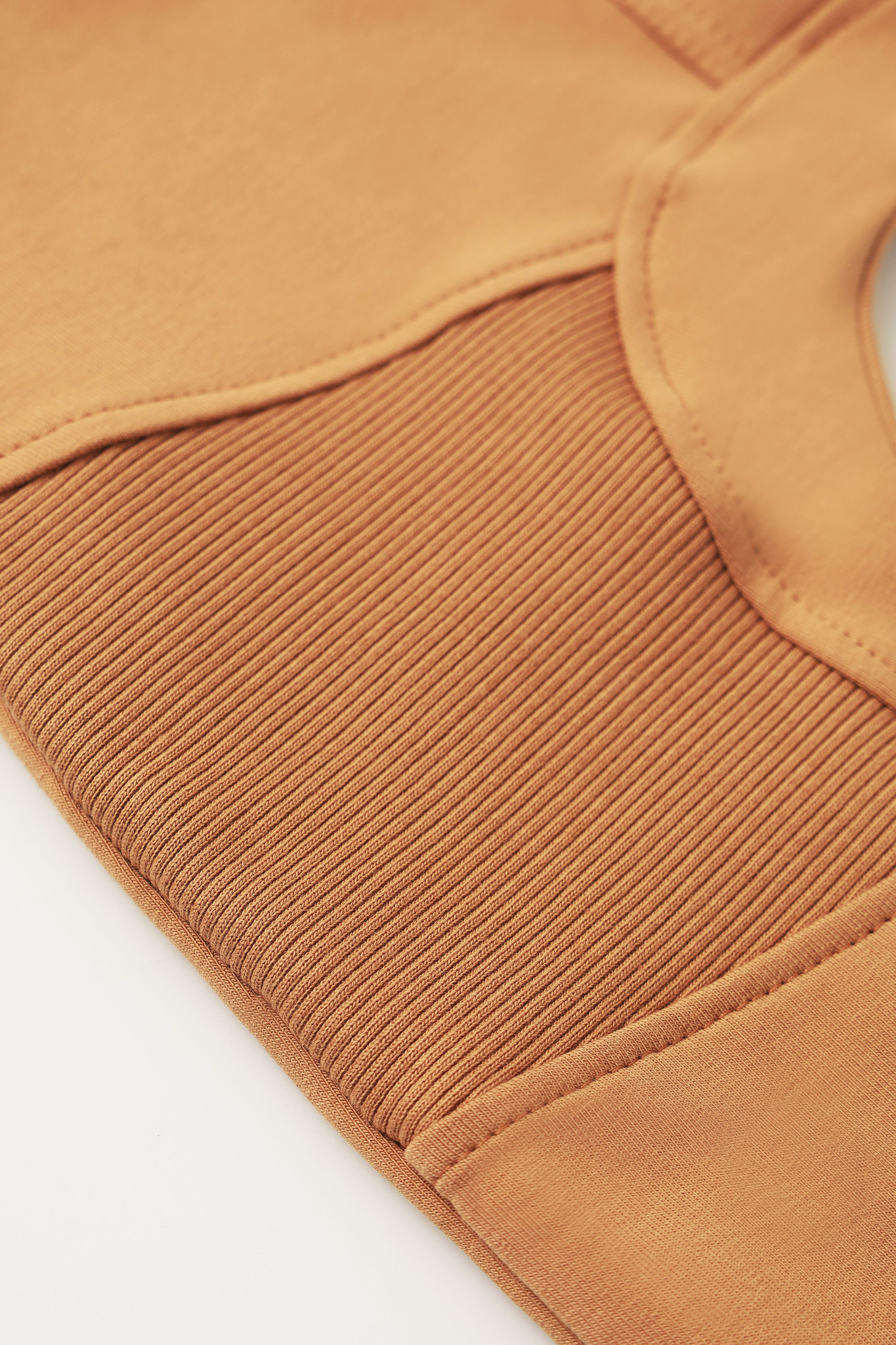 CARAMEL BRUINE JOGGER | ZACHTE JEANS | STOERE KINDERKLEDING ONLINE