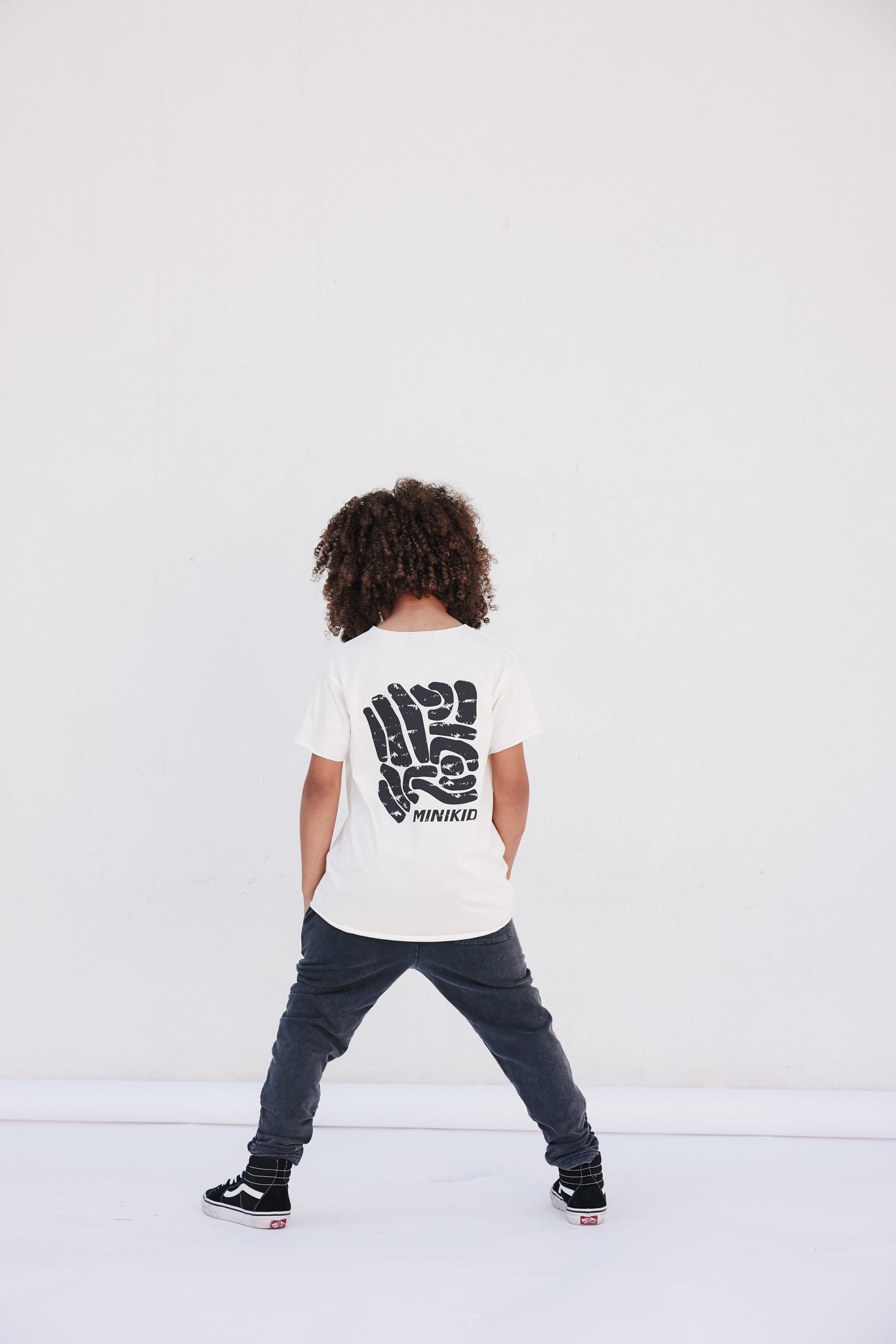 VERWASSEN ZWARTE BROEK | COMFORTABEL BROEKJE | KINDERKLEDING