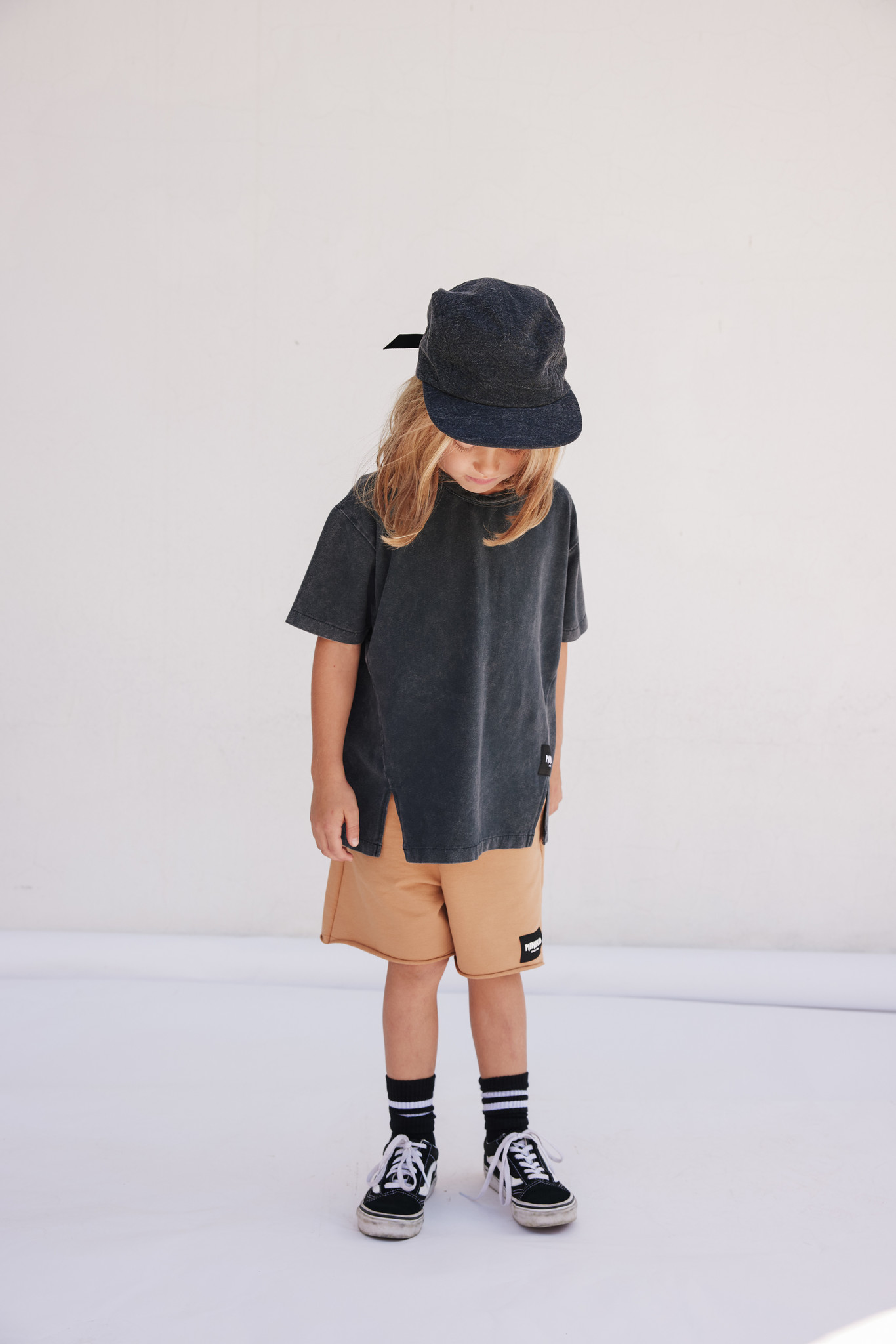 Minikid VINTAGE ZWART OVERSIZED T-SHIRT | STREETWEAR JONGENSKLEDING | MINIKID