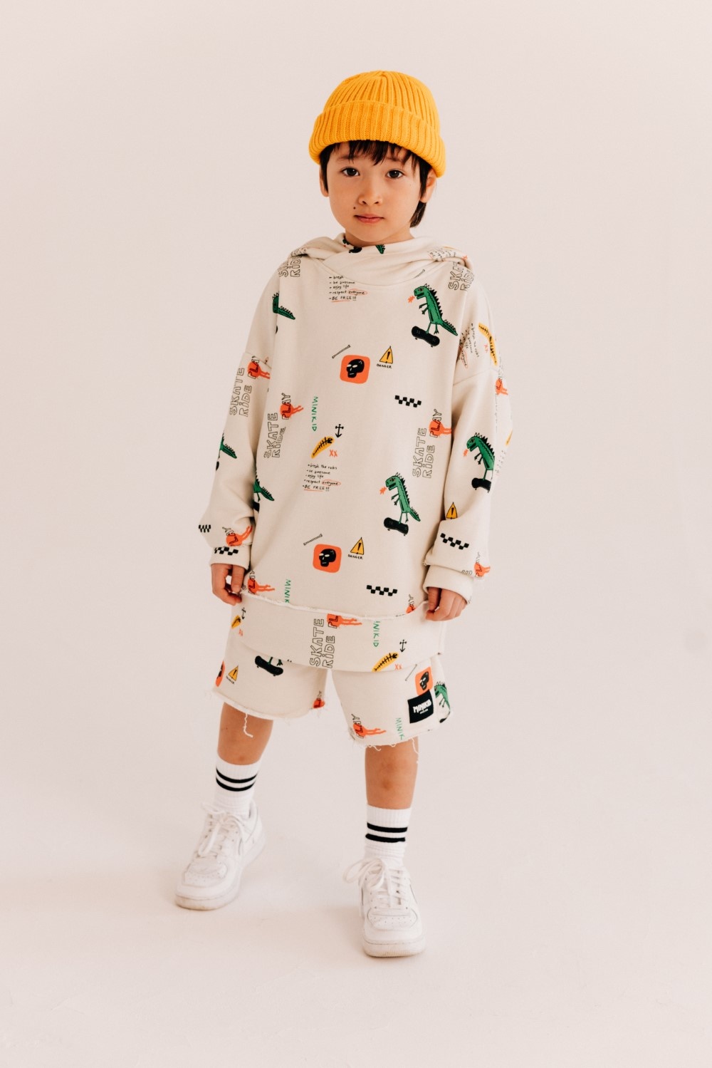 DINO HOODIE | SKATE SWEATER MET CAPUCHON | STOERE JONGENSKLEDING