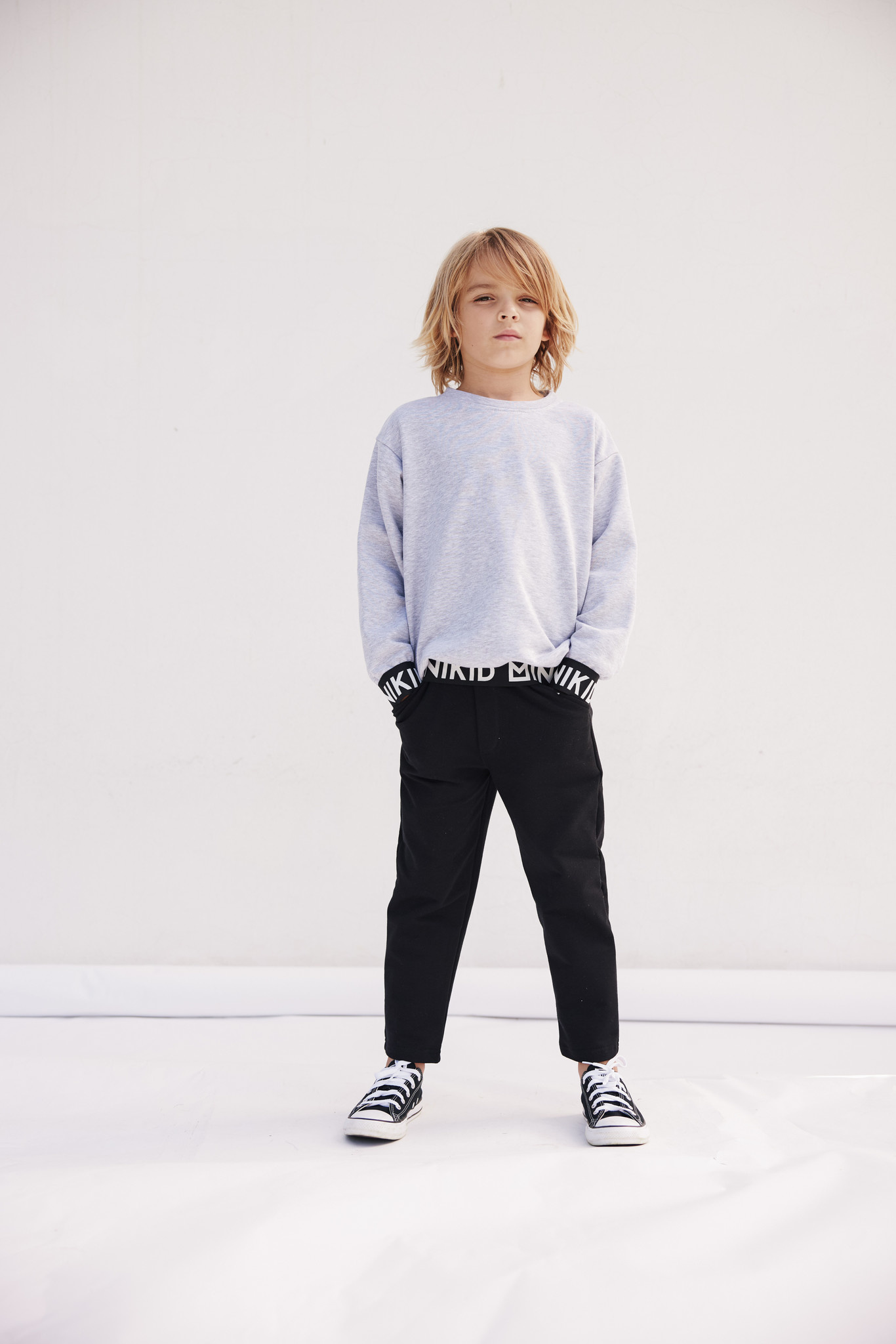 Minikid ZWARTE SWEATER | TRUI VOOR JONGENS EN MEISJES | STOERE KINDERKLEDING