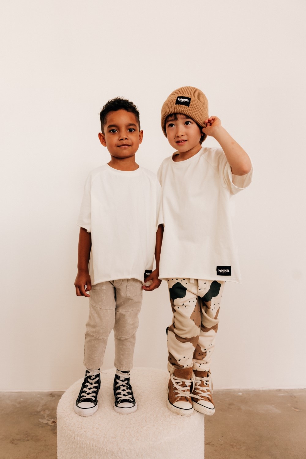 CREAM WHITE OVERSIZED T-SHIRT | STREETWEAR CHILDREN'S CLOTHING | MINIKID