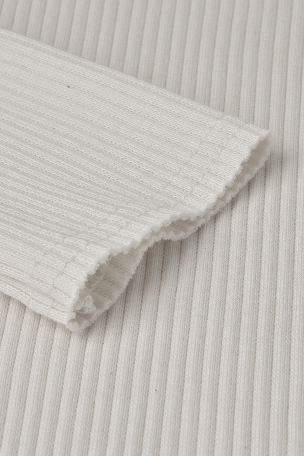 STREETWEAR VOOR KINDEREN | CREME WITTE LONGSLEEVE | MINIKID KINDERKLEDING