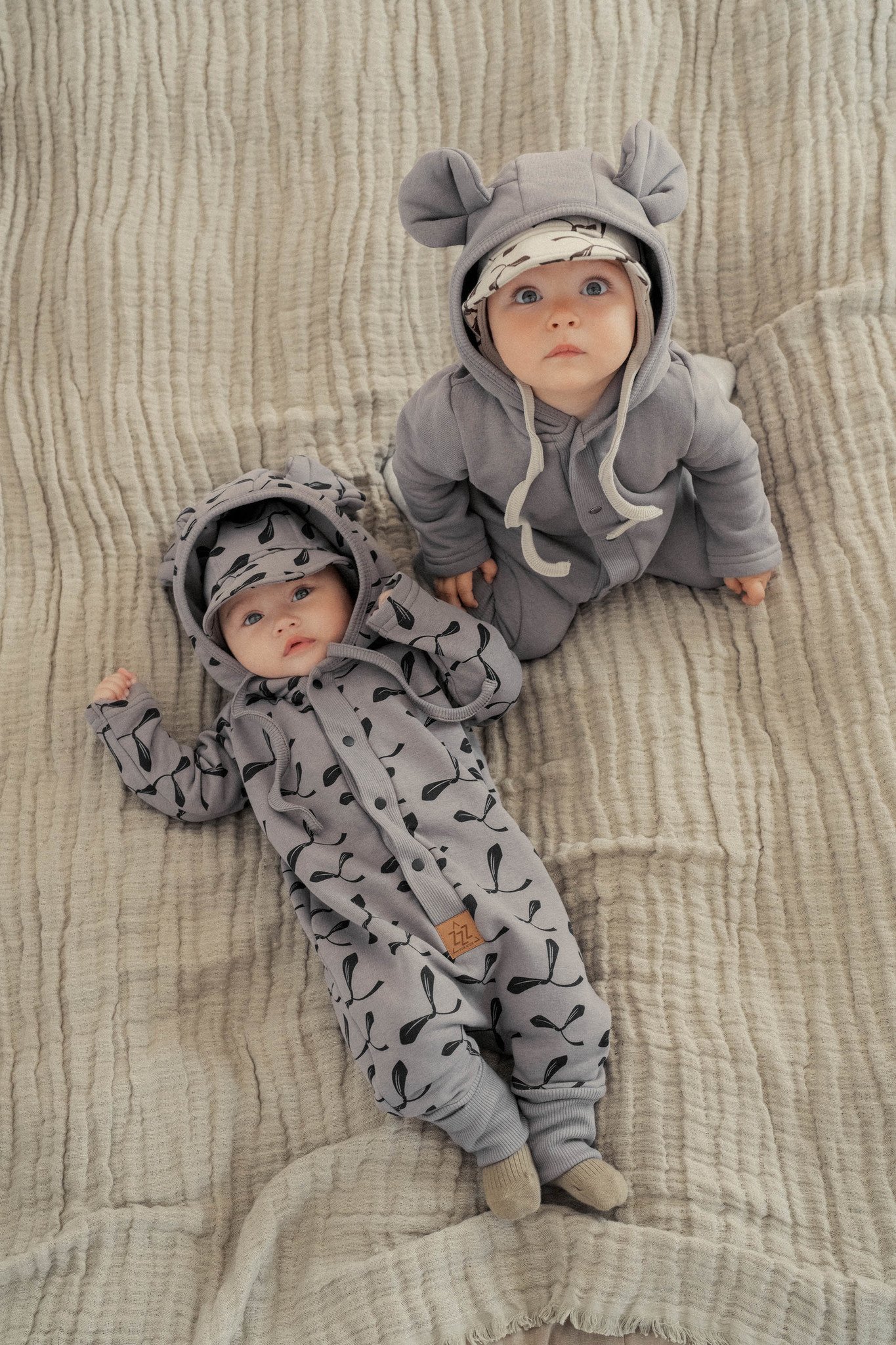 BABYKLEDING MET OORTJES | JUMPSUIT MET CAPUCHON | WARME BABY PAKJE