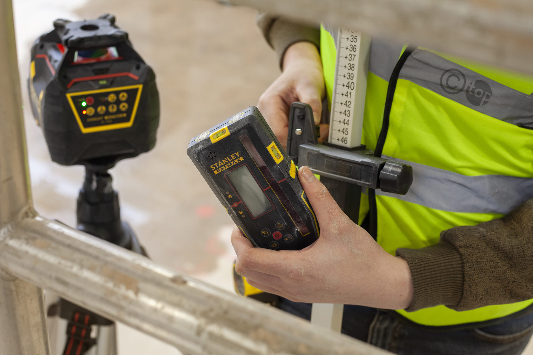 Millimeterontvanger Rood