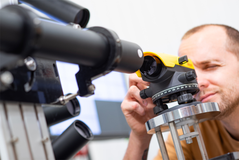 Kalibratie, ijken, keuren bouwlaser