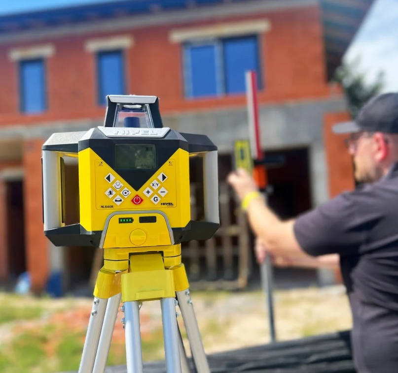 Afschotlaser of bouwlaser in afschot zetten: wat kiest u?