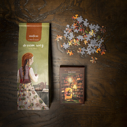 Esther Bennink Minipuzzel Booklover en zakje thee