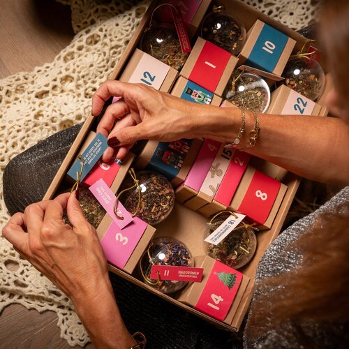 Van Bruggen Thee Chocobommen & Thee Adventskalender