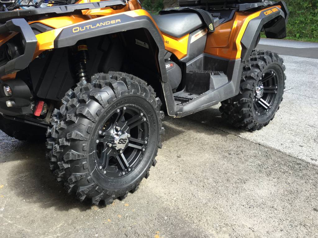 ITP ATV Felgen Komplettreifensatz 12 Zoll ITP SS212 schwarz mit Pit Bull