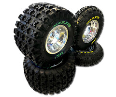 Maxxis Komplettreifensatz Maxxis Razr 2 auf DWT Douglas A5 Alufelgen