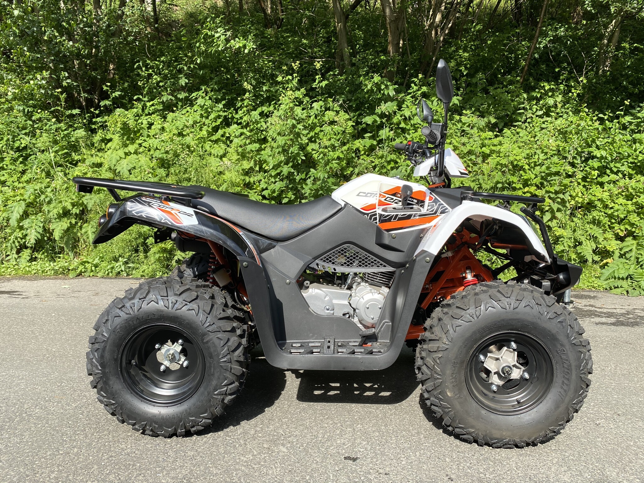 Kayo AU200 Erwachsenen Quad mit Strassenzulassung