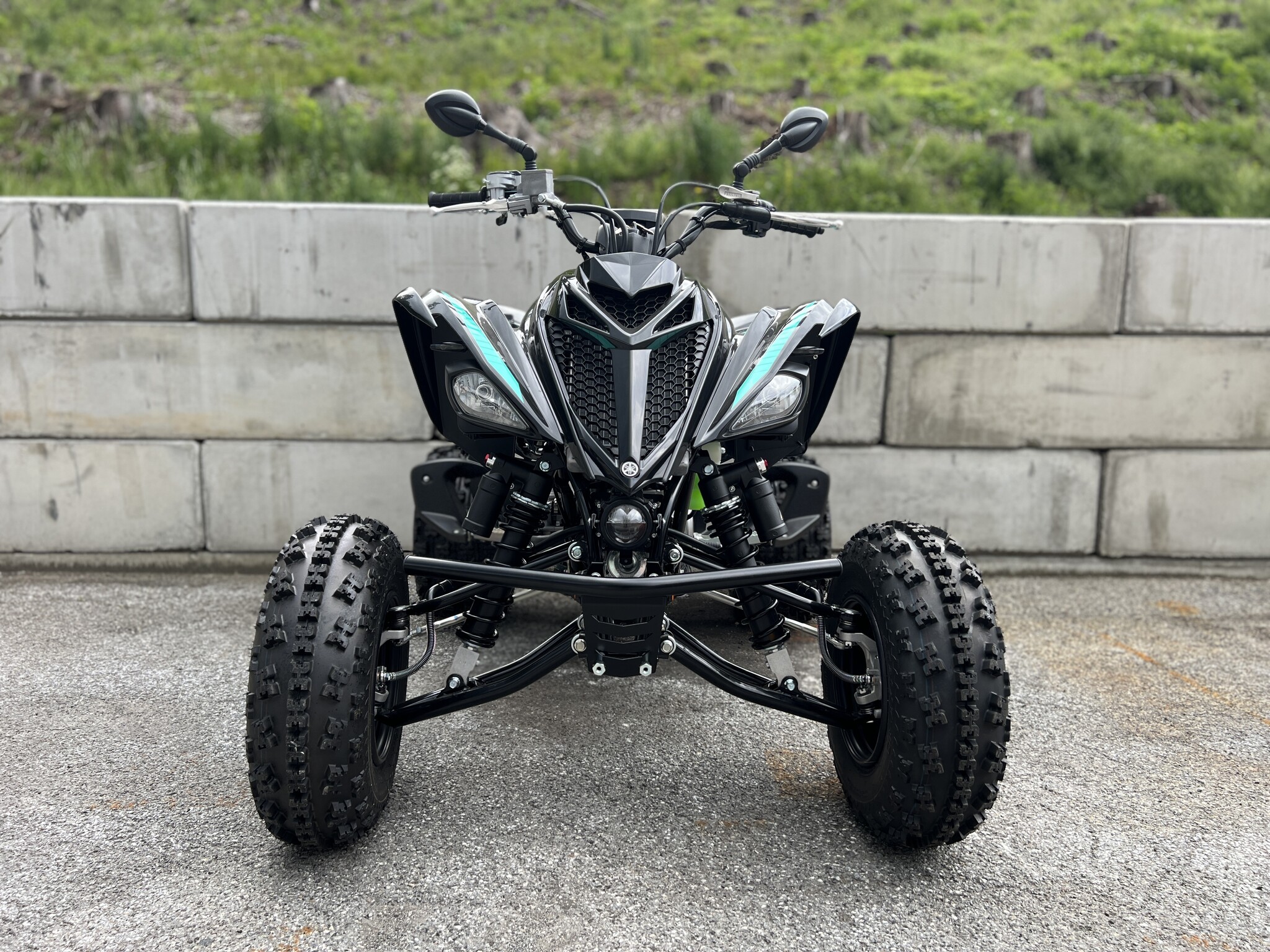 Yamaha Sportquad YFM700R SE schwarz Euro5 inkl. Strassenzulassung