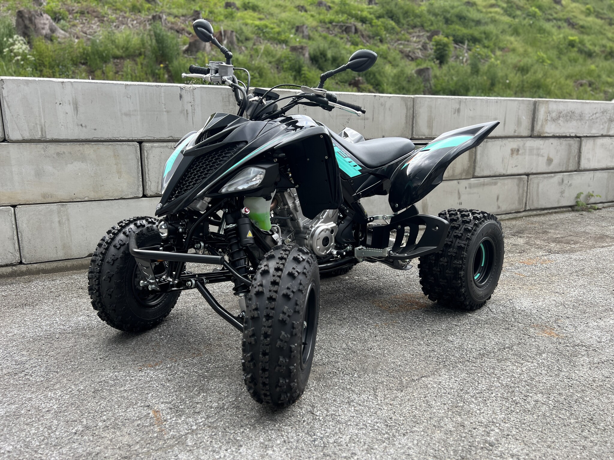 Yamaha Sportquad YFM700R SE schwarz Euro5 inkl. Strassenzulassung