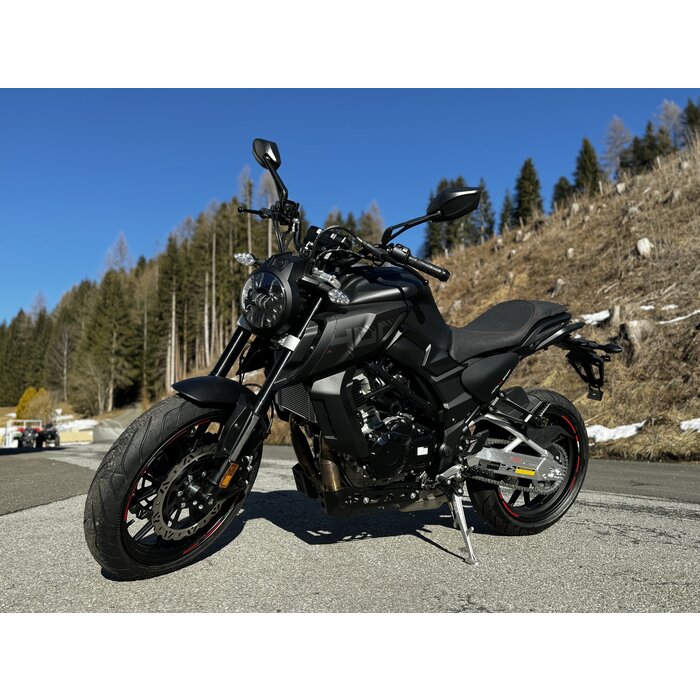 Motobi DL 400 Naked