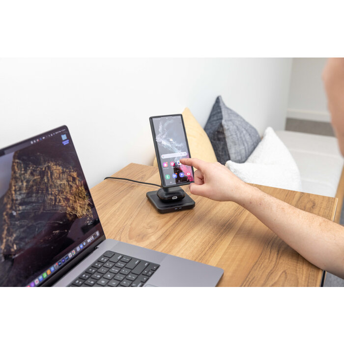 Quad Lock Dual Desktop Wireless Charger