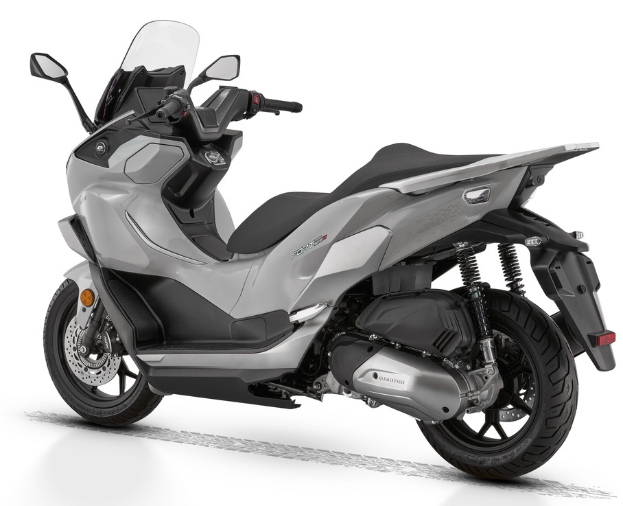 QJMOTO Fort 125 N Scooter