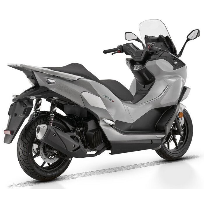 QJMOTO Fort 125 N Scooter