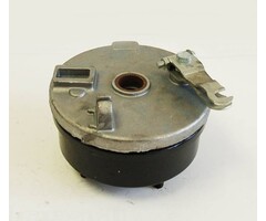 Bremstrommel vorne rechts komplett mit 4 Bolzen