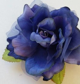 Satijnen roos koningsblauw