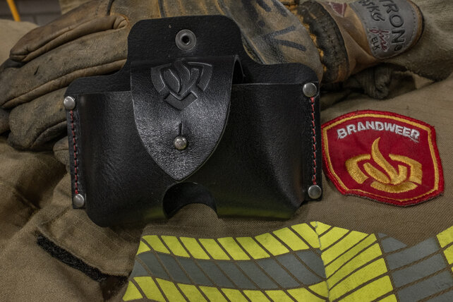 Pager houder PreCom P2 Duke & Sons Model A