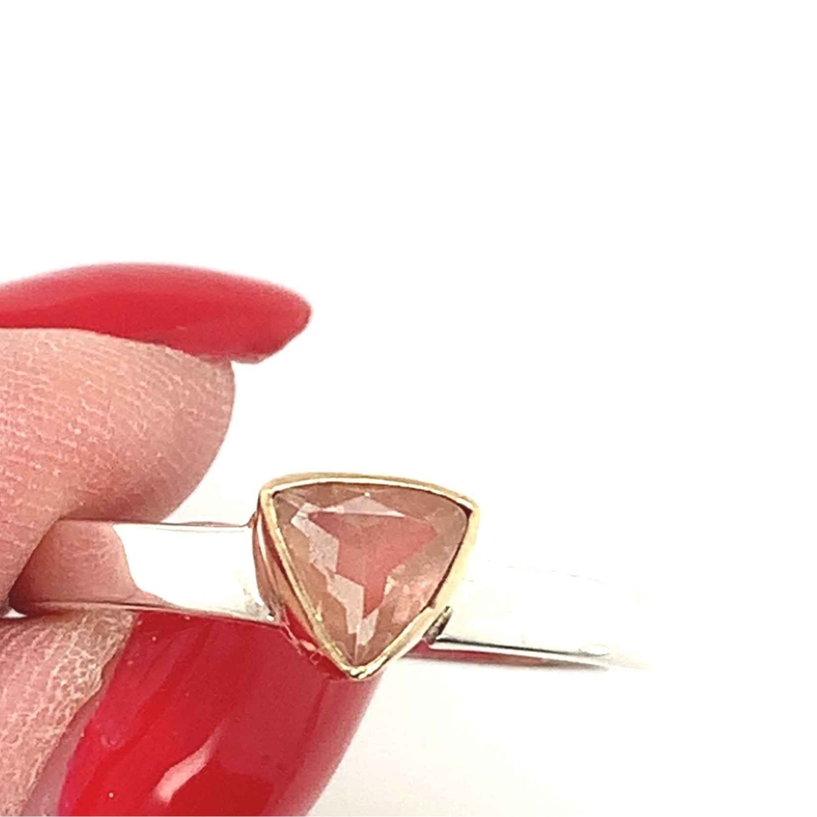 Sunstone, ring gold