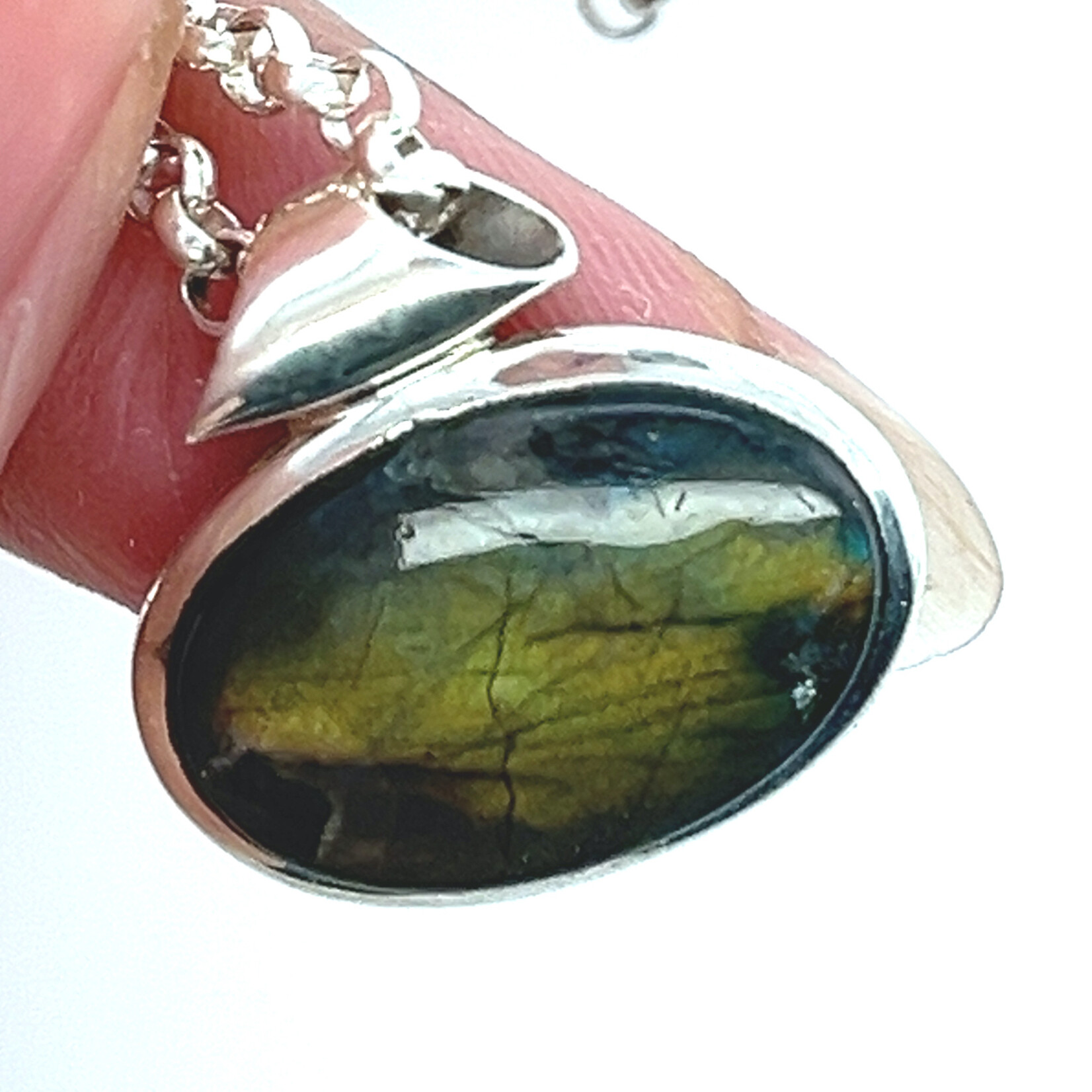 labradorite pendant, oval