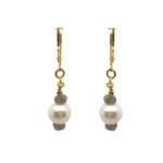 Earrings pearls, white