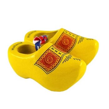 Farmer yellow souvenirs clogs 