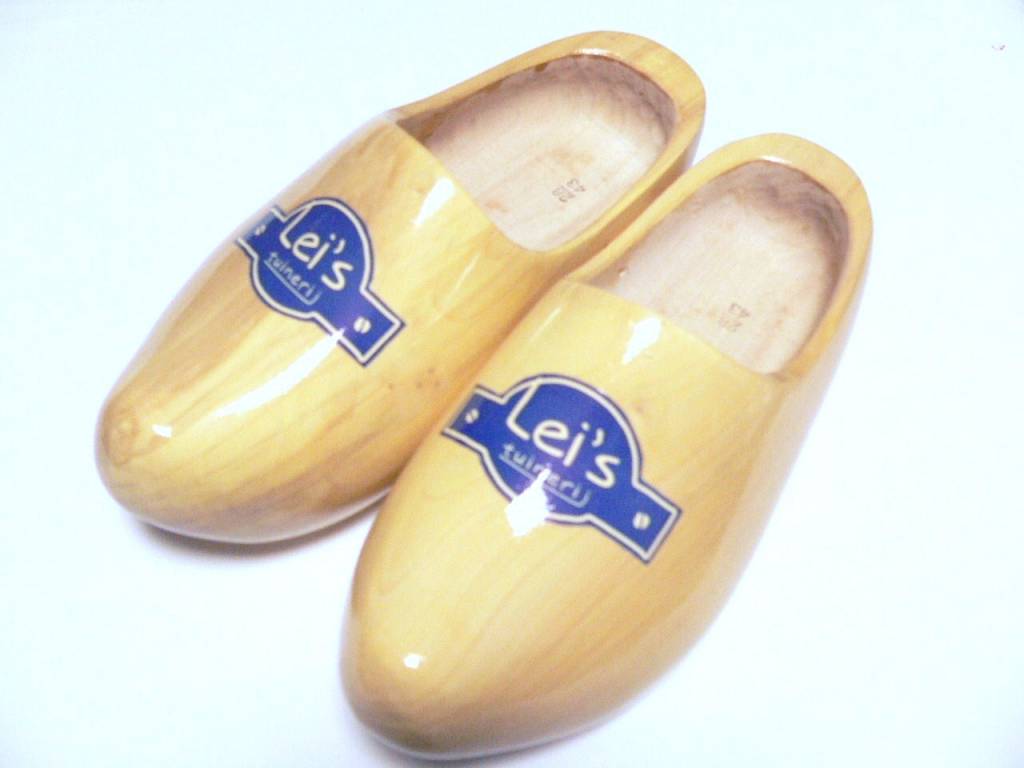 Wooden shoes with logo