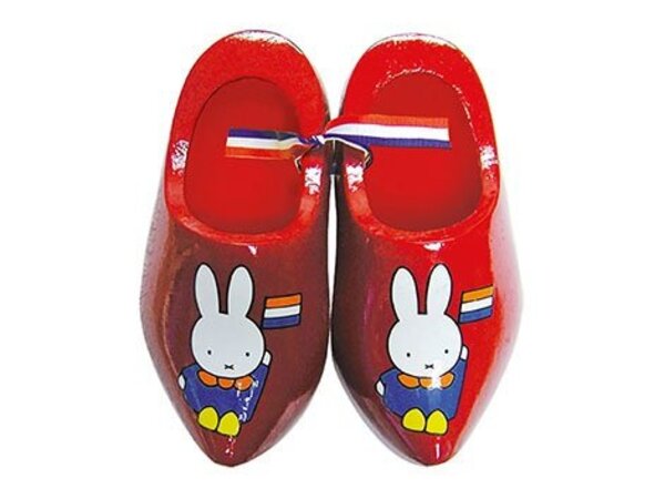 Red souvenir clogs Miffy
