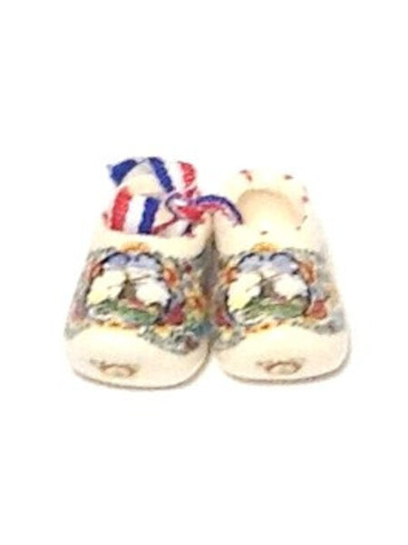 pair of colored Souvenirclogs