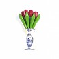 Tulpen aus Holz in Rot-Weiß in einem Delft blauen Vase