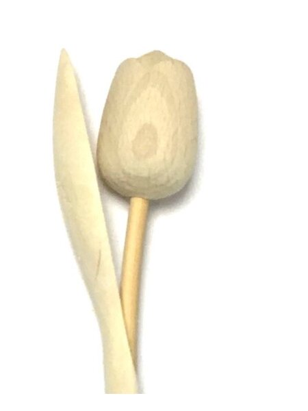 Tulpen aus Holz, klar geschliffen