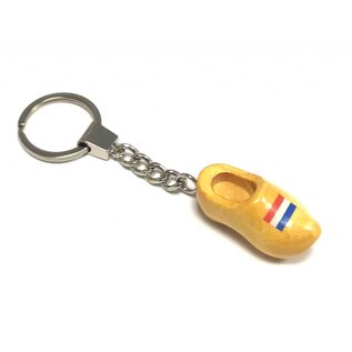 keyring with a clog with an image of the flag